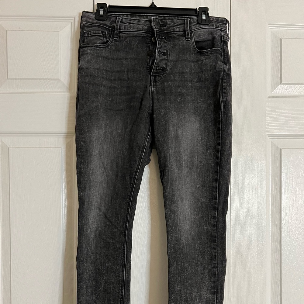 Black old navy skinny jeans. Size 10.